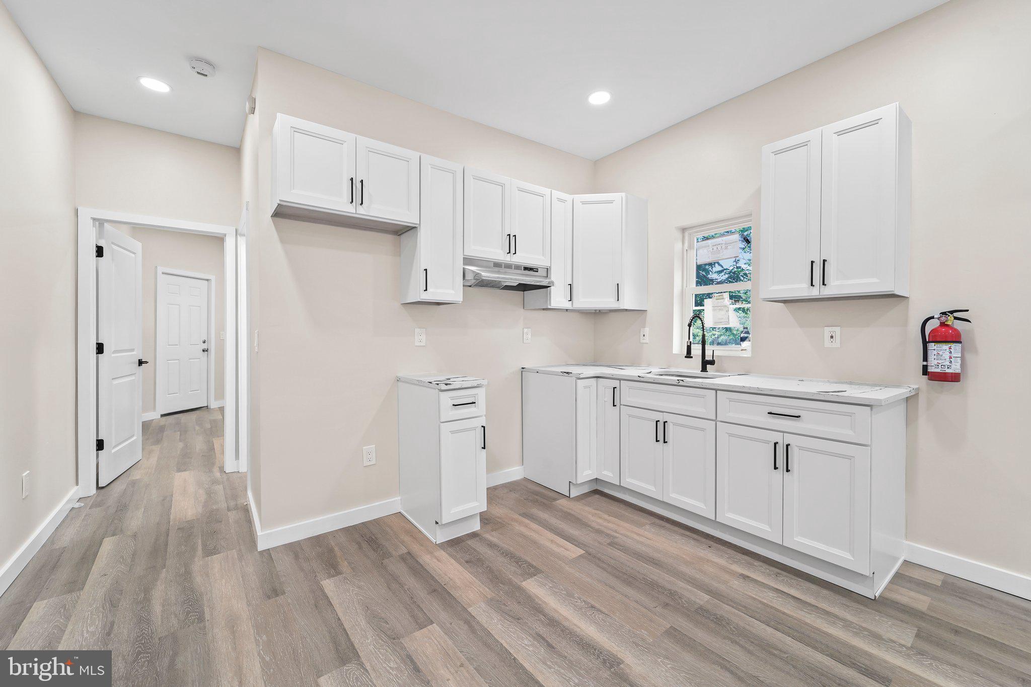 335 Spring Street Trenton, NJ 08618 - Photo 17 of 56