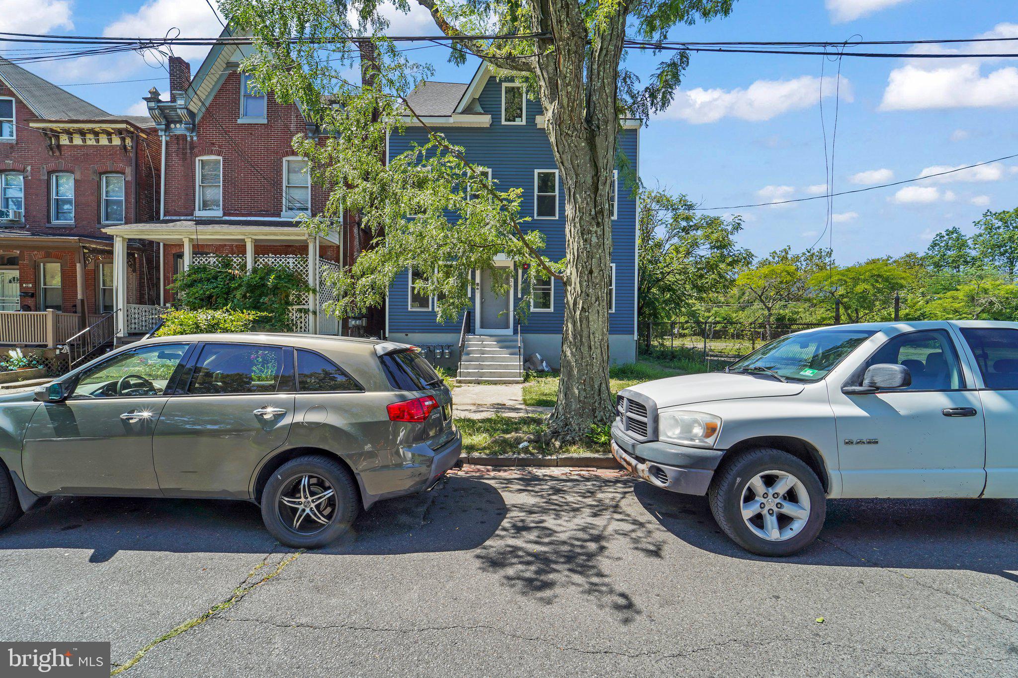335 Spring Street Trenton, NJ 08618 - Photo 3 of 56