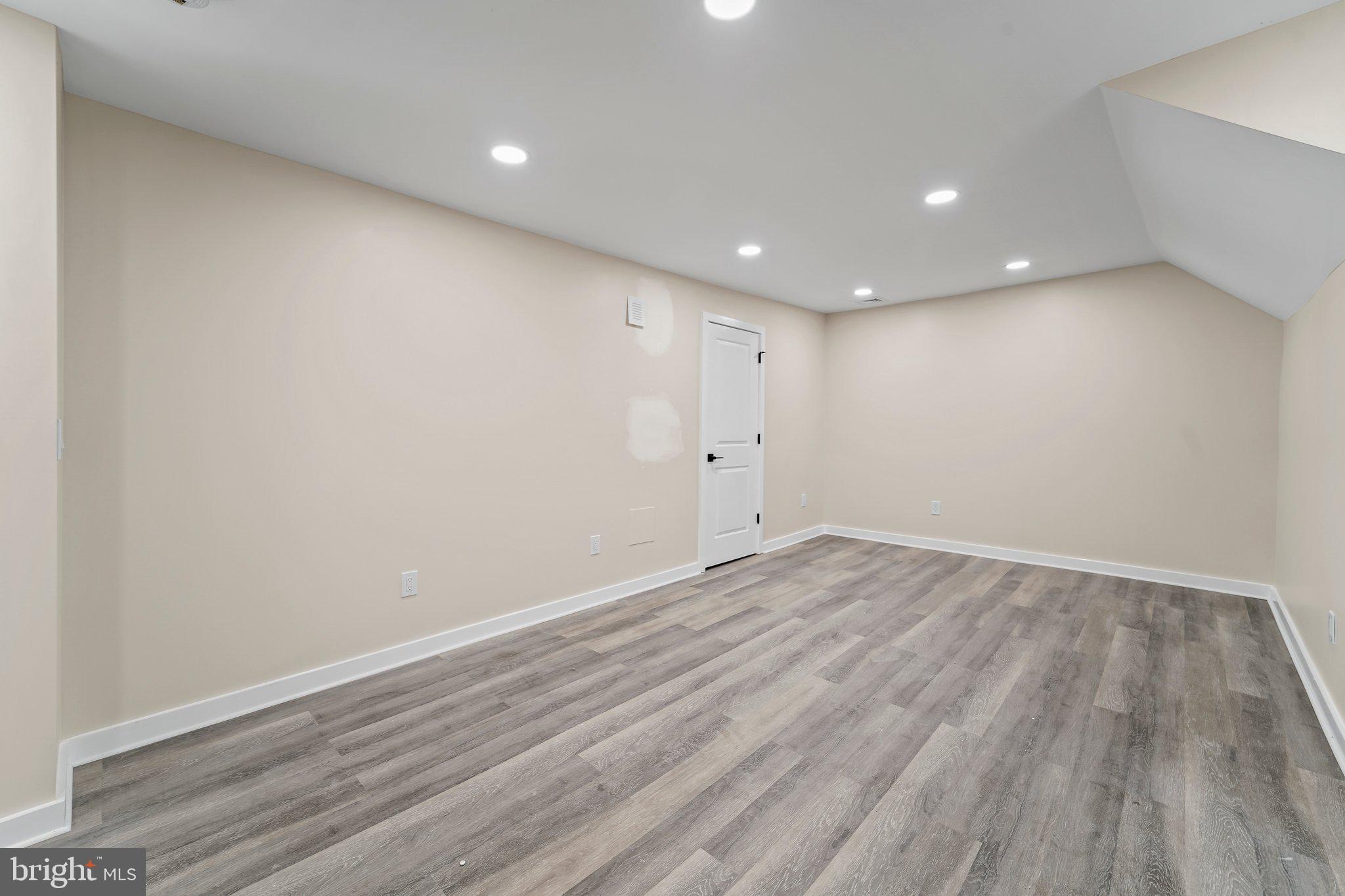 335 Spring Street Trenton, NJ 08618 - Photo 48 of 56