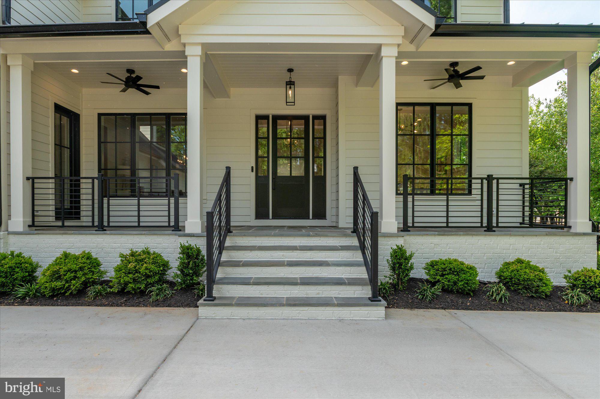1800 Monza Road McLean, VA 22101 - Photo 3 of 77