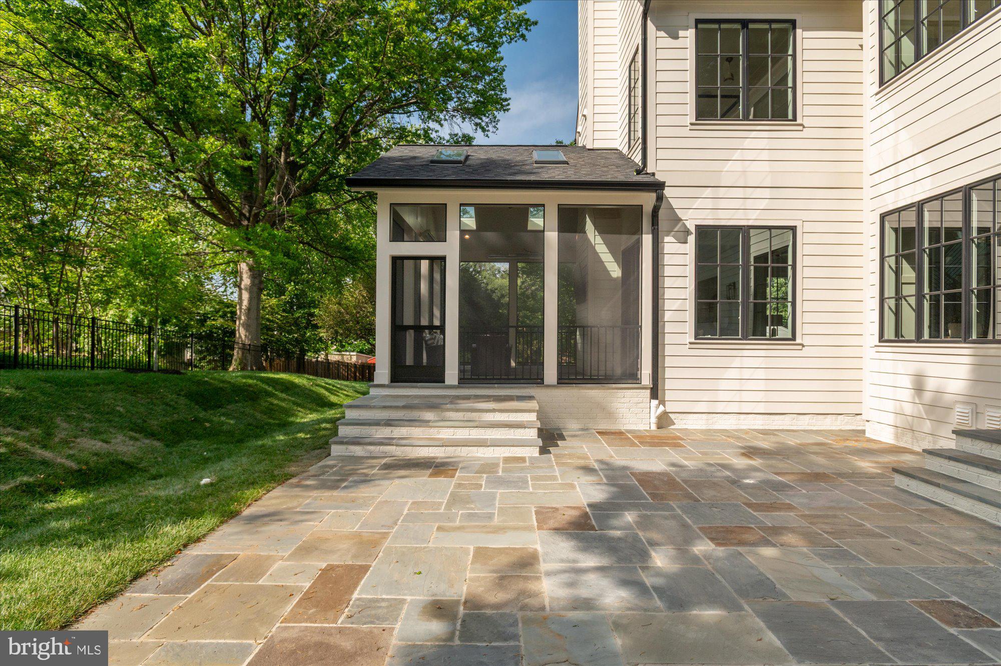 1800 Monza Road McLean, VA 22101 - Photo 70 of 77