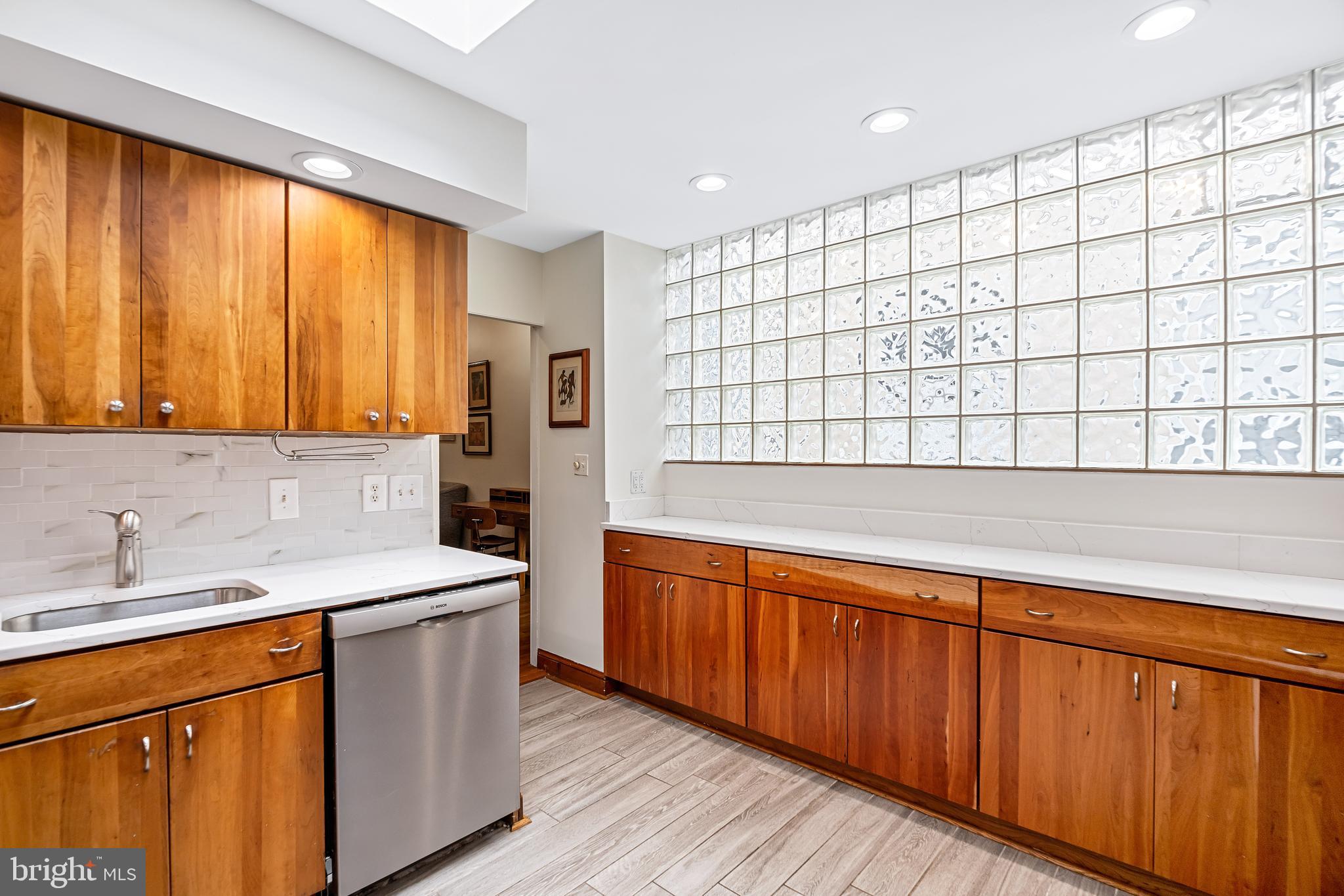 3720 Roland Avenue Baltimore, MD 21211 - Photo 29 of 76 Gallery Image 29