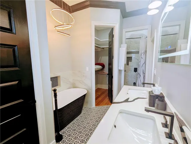 $425,000 | 225 Pacific Avenue, Unit 225, New Orleans, LA 70114