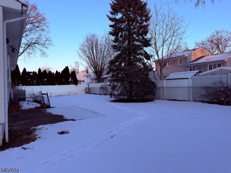 85 Fulton Street Clark, NJ 07066 - Photo 16 of 17