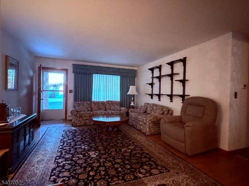 85 Fulton Street Clark, NJ 07066 - Photo 6 of 17