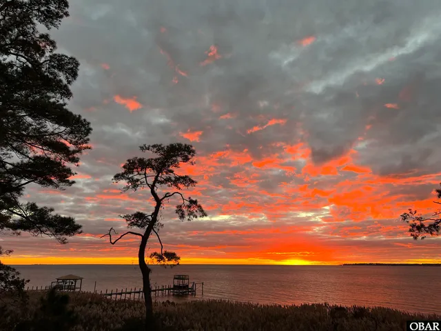 $1,175,000 | 5118 Radcliff Court, Kitty Hawk, NC 27949