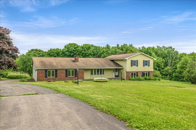 160 Sullivan Road Kirkwood, NY 13795 - Photo 4 of 49