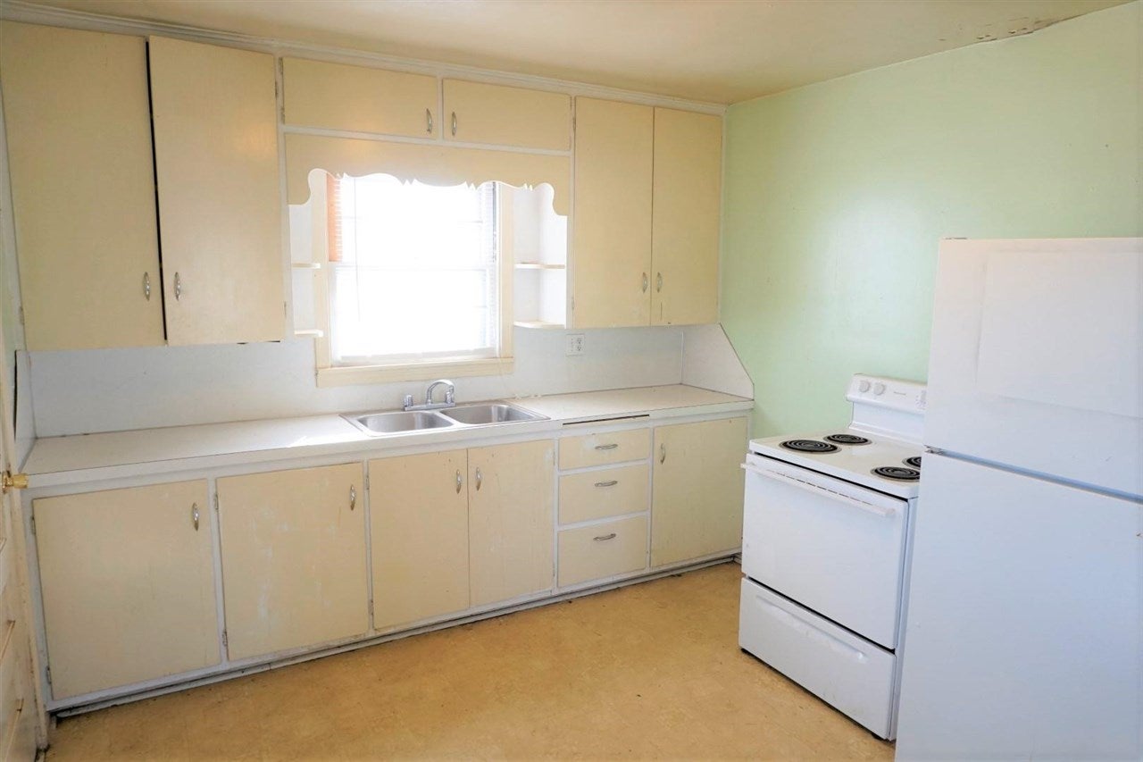 1020 Fir Street Perry, OK 73077 - Photo 5 of 16 Gallery Image 5