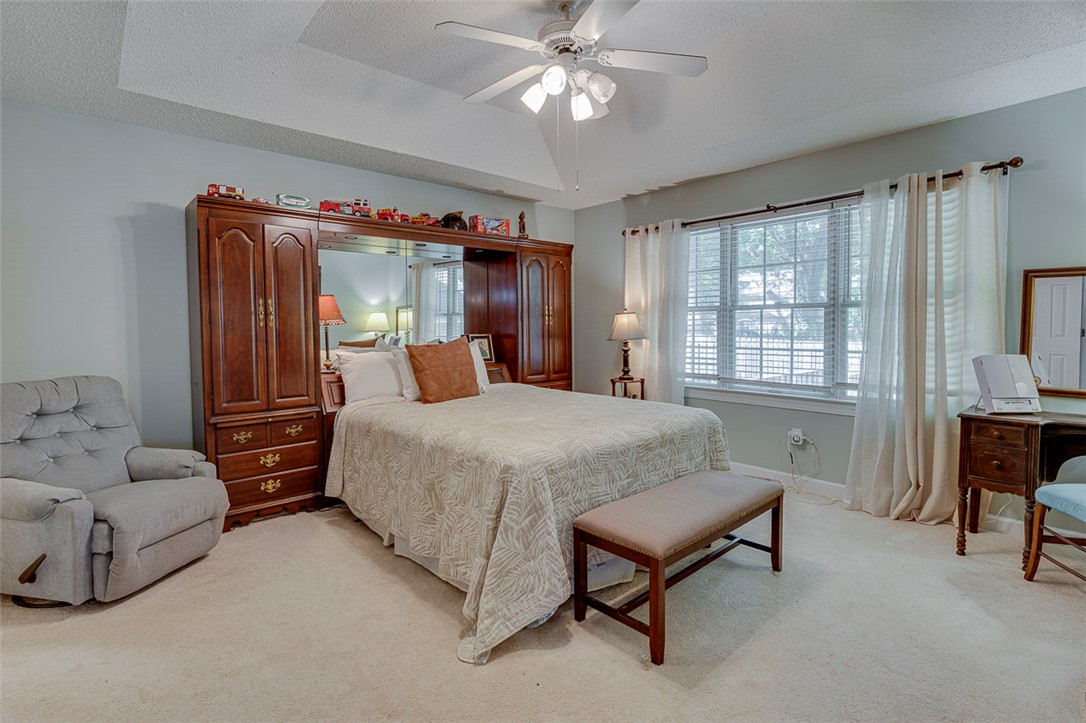 101 Park Way Anderson, SC 29625 - Photo 15 of 34 Primary Bedroom