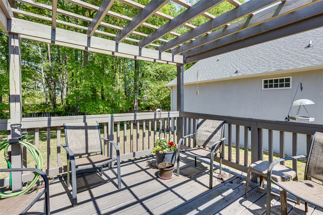 101 Park Way Anderson, SC 29625 - Photo 29 of 34 Deck