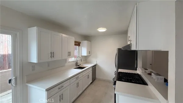 $3,795 | 313 Avenida Santa Barbara, Unit B, San Clemente, CA 92672