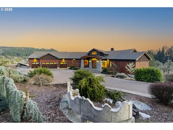 $2,100,000 | 36995 Wallace Creek Road, Springfield, OR 97478