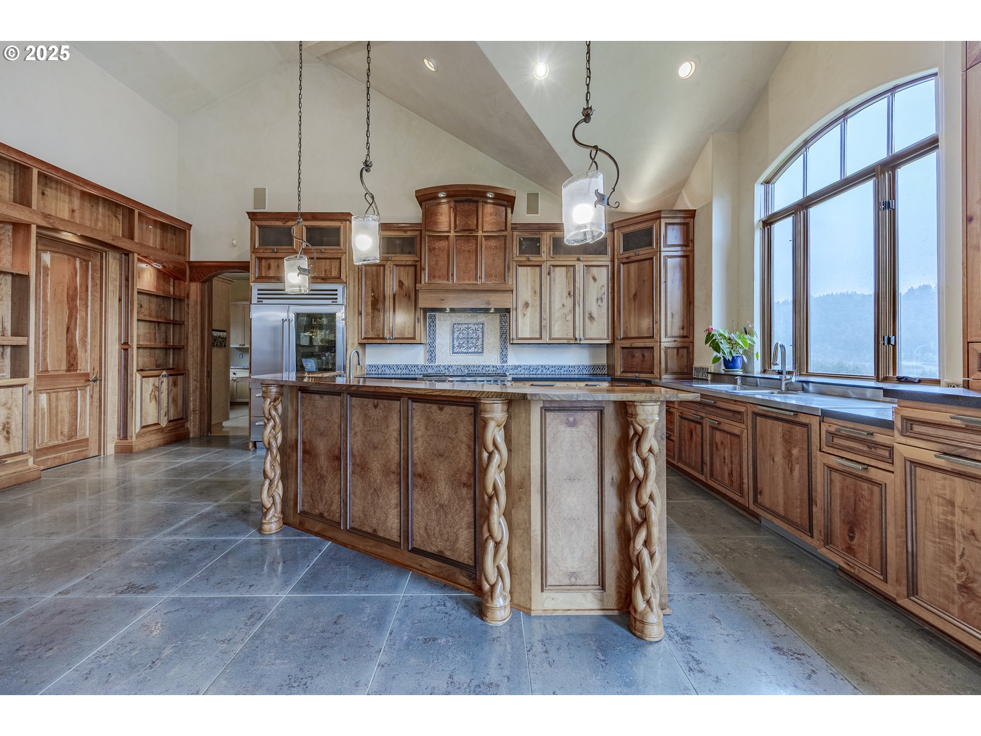 36995 Wallace Creek Road Springfield, OR 97478 - Photo 11 of 48 Kitchen