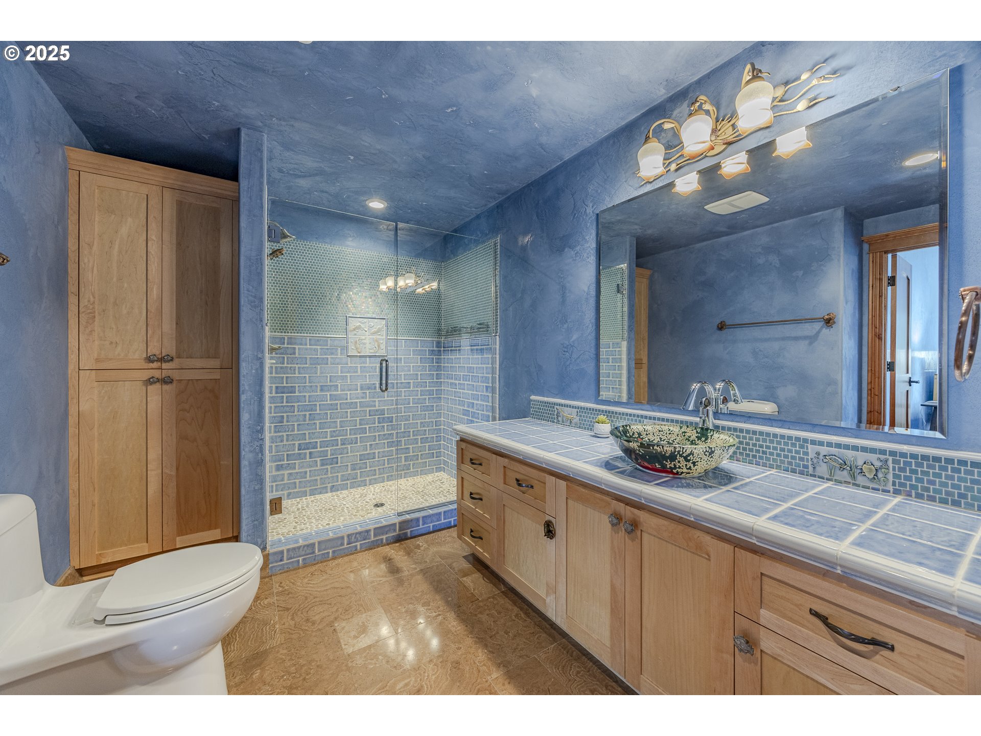 36995 Wallace Creek Road Springfield, OR 97478 - Photo 33 of 48 Bathroom