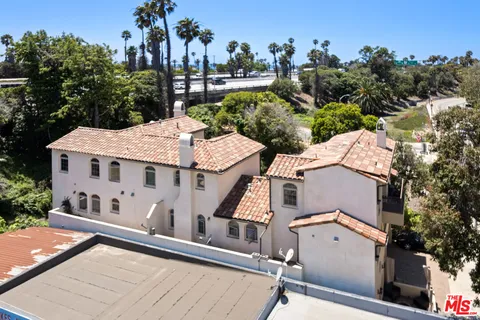 $2,050,000 | 44 East Thompson Boulevard, Ventura, CA 93001