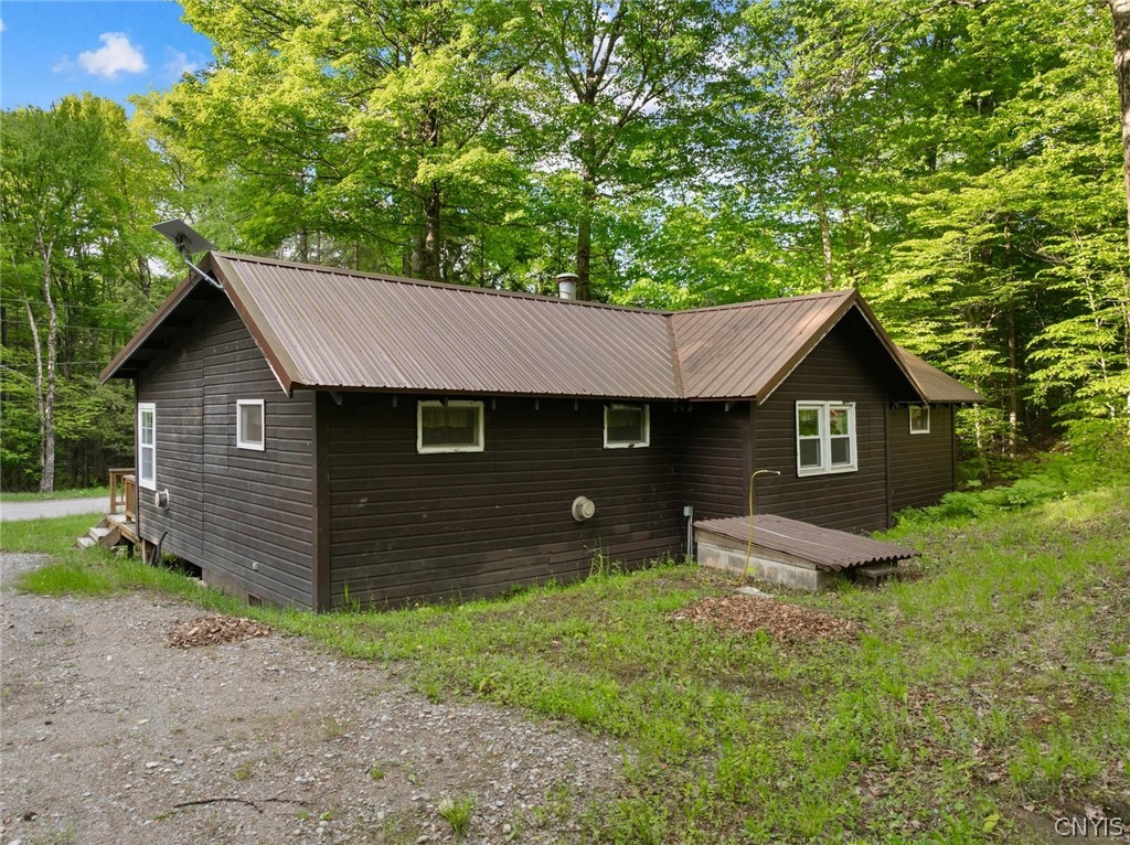 152 Silverstone Road Russia, NY 13438 - Photo 26 of 29