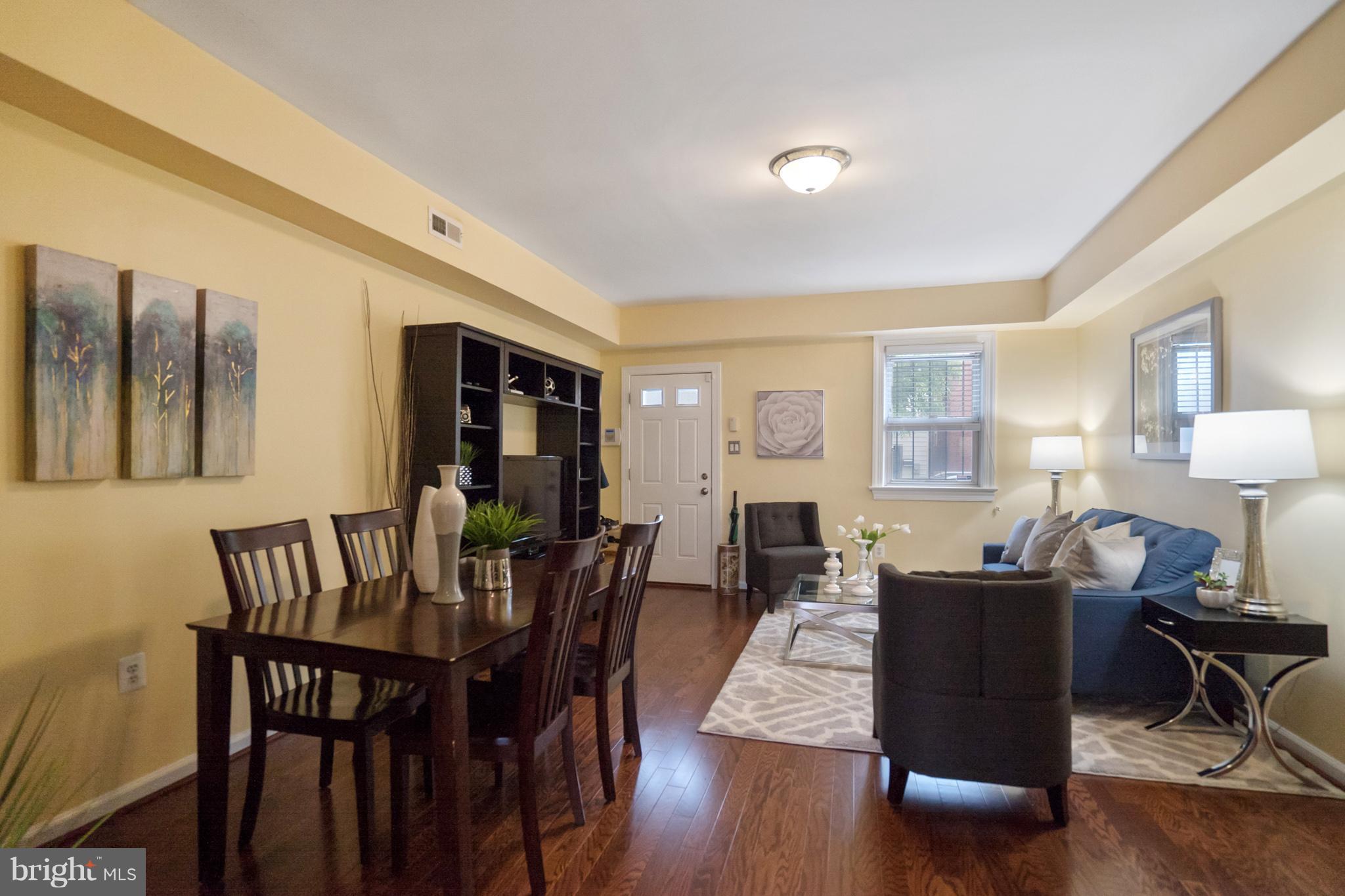 477 Ridge Street Northwest Washington, DC 20001 - Photo 3 of 30 Dining Room