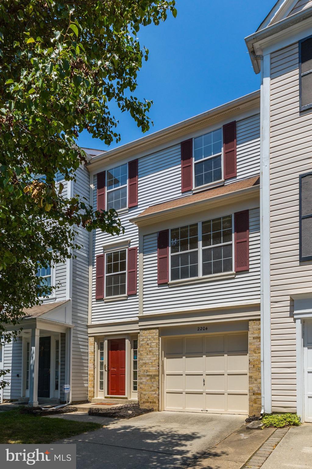 2204 Wimbledon Circle Silver Spring, MD 20906 - Photo 2 of 30 Exterior (Front)