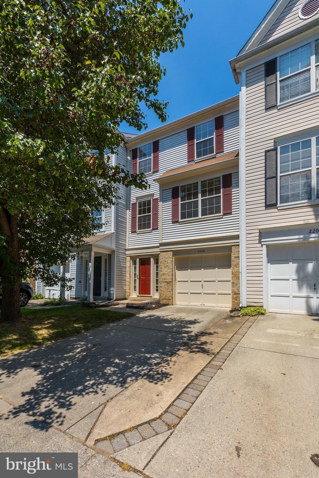2204 Wimbledon Circle Silver Spring, MD 20906 - Photo 3 of 30 Exterior (Front)