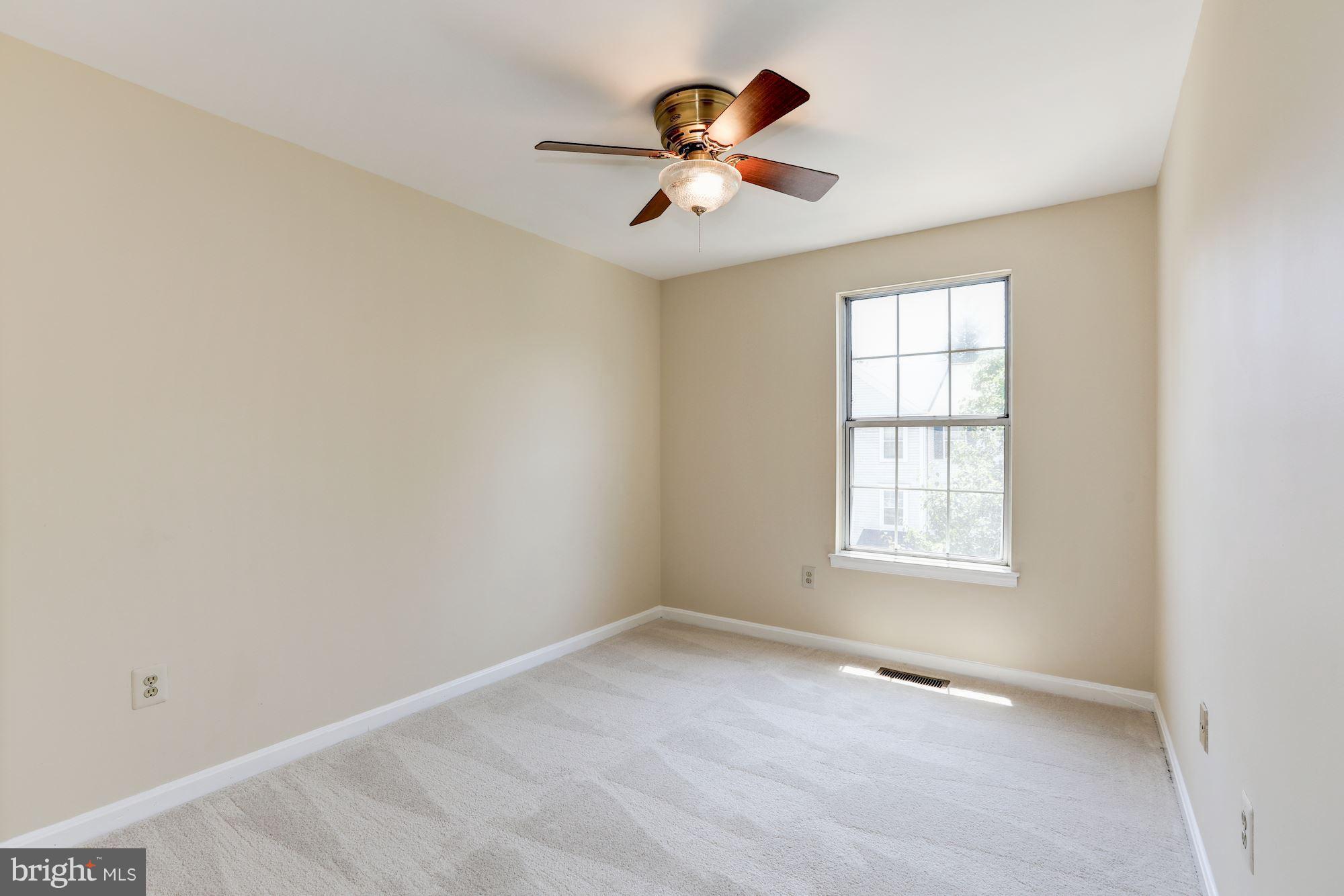 2204 Wimbledon Circle Silver Spring, MD 20906 - Photo 22 of 30 Bedroom