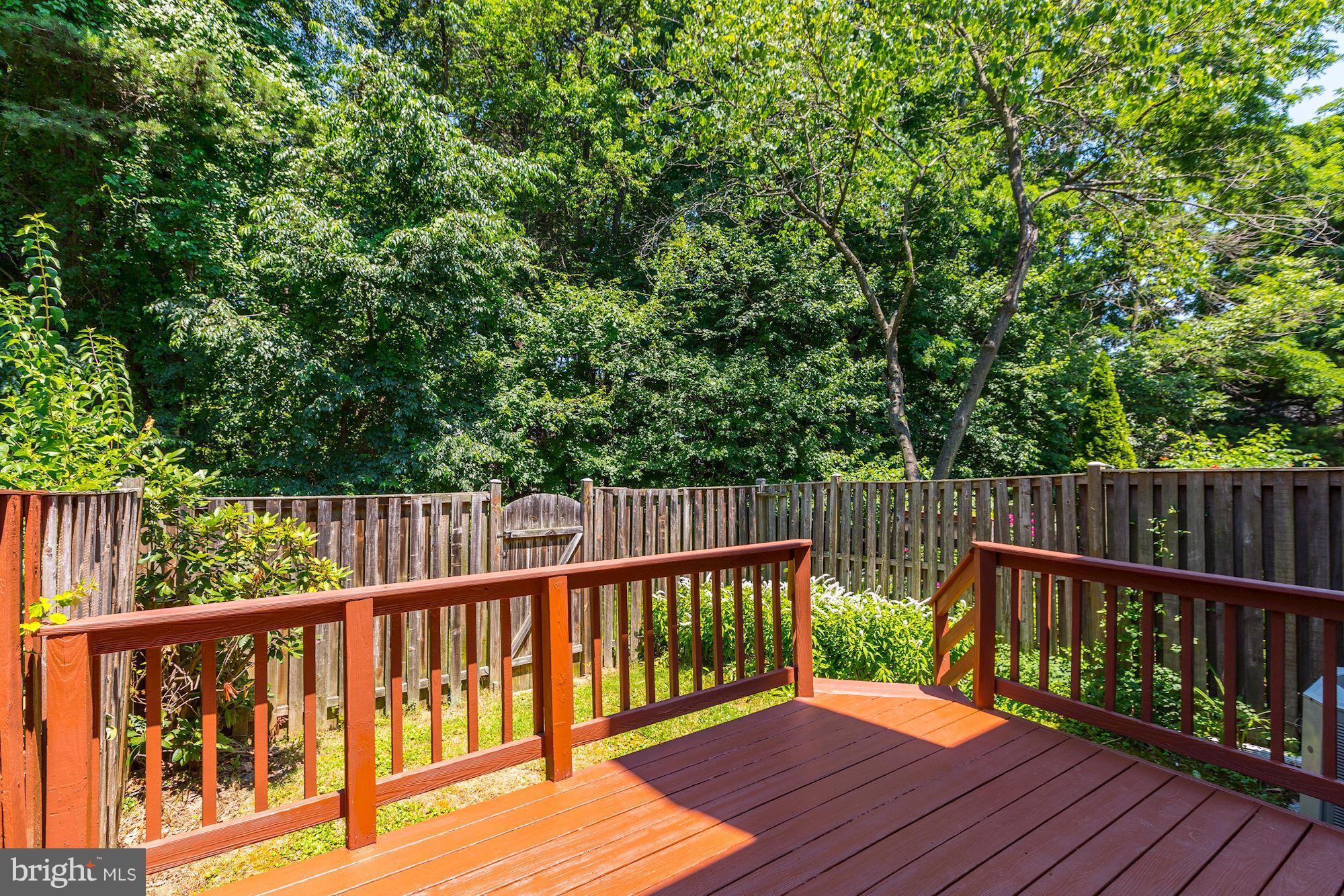 2204 Wimbledon Circle Silver Spring, MD 20906 - Photo 28 of 30 Exterior (Rear)