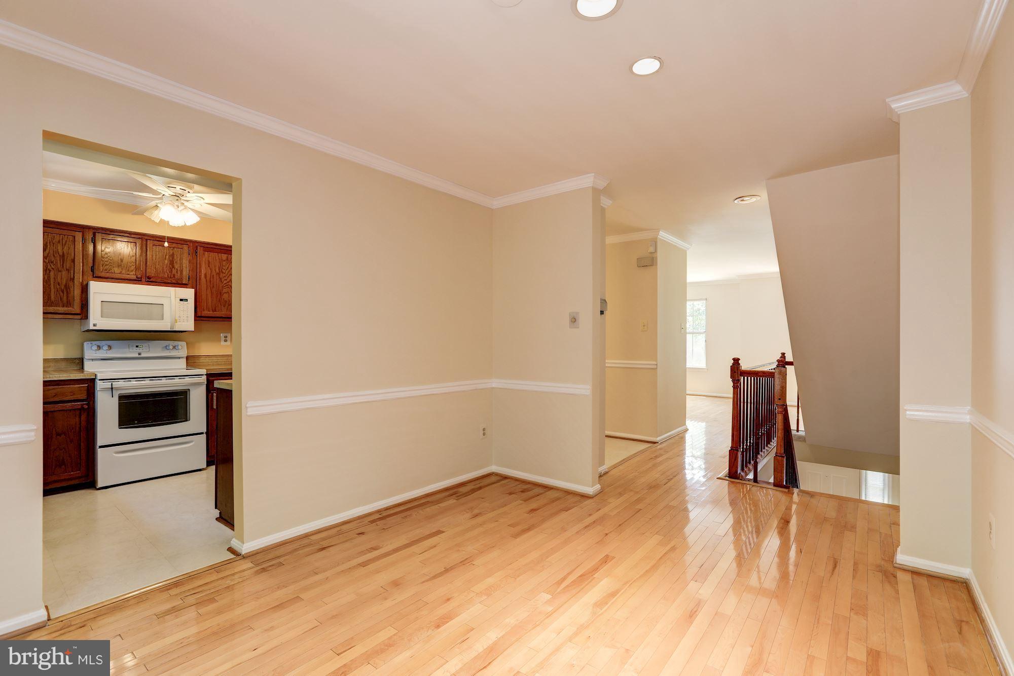 2204 Wimbledon Circle Silver Spring, MD 20906 - Photo 9 of 30 Dining Room