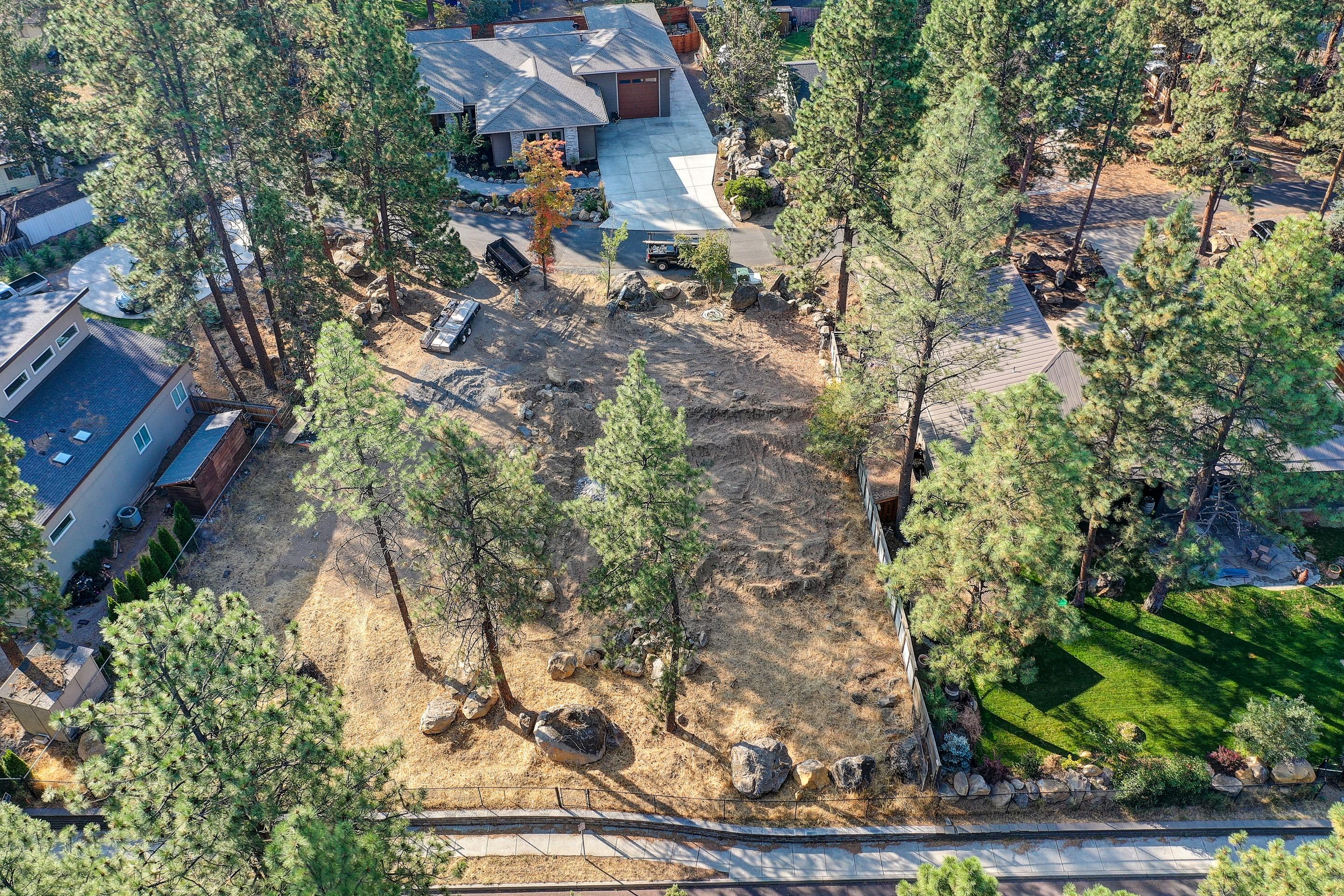 61689 Cedarwood Road Bend, OR 97702 - Photo 12 of 14 12
