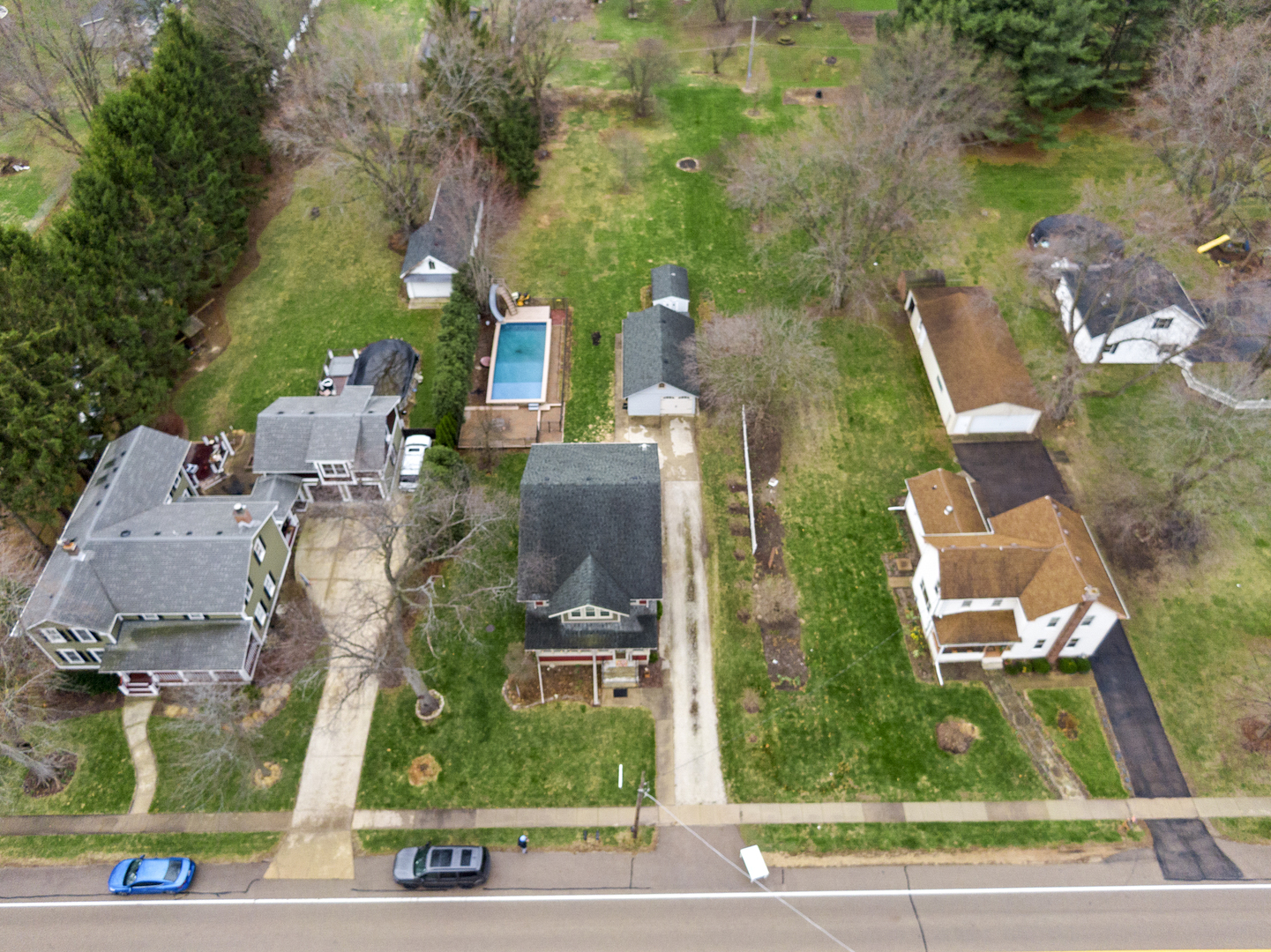 2S368 Harter Road Elburn, IL 60119 - Photo 26 of 27 an aerial view of multiple houses with yard