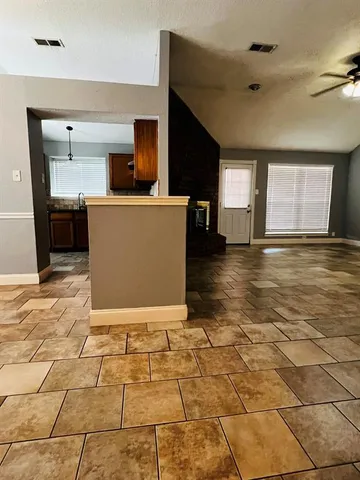 $2,050 | 1408 Flameleaf Drive, Allen, TX 75002