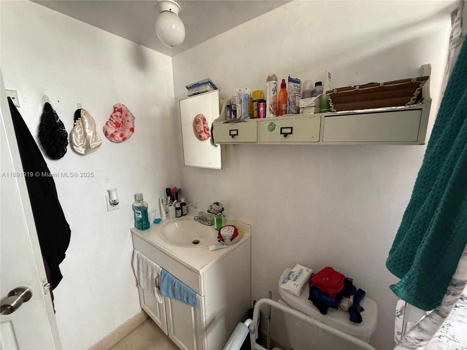 1100 Northeast 1st Court, Unit 120 Hallandale Beach, FL 33009 - Photo 23 of 45