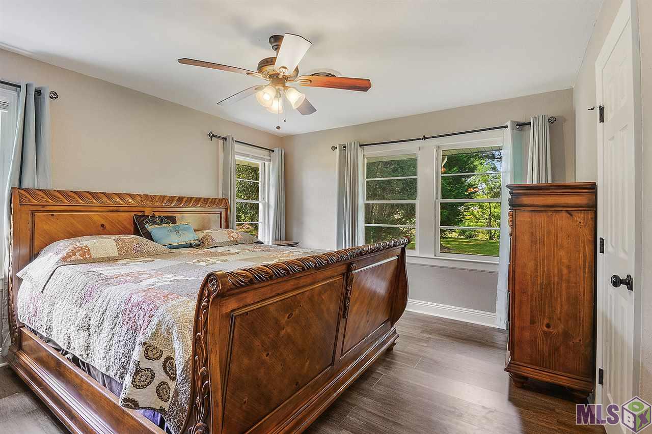 10318 Stringer Bridge Road St. Amant, LA 70774 - Photo 7 of 17 Gallery Image 7