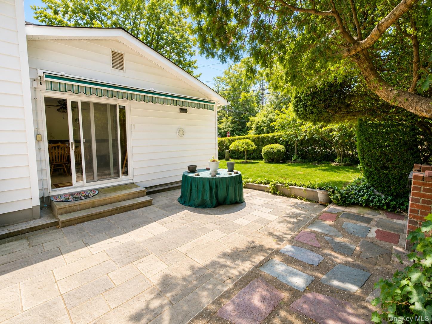 67 King Road Rocky Point, NY 11778 - Photo 30 of 36 Patio area