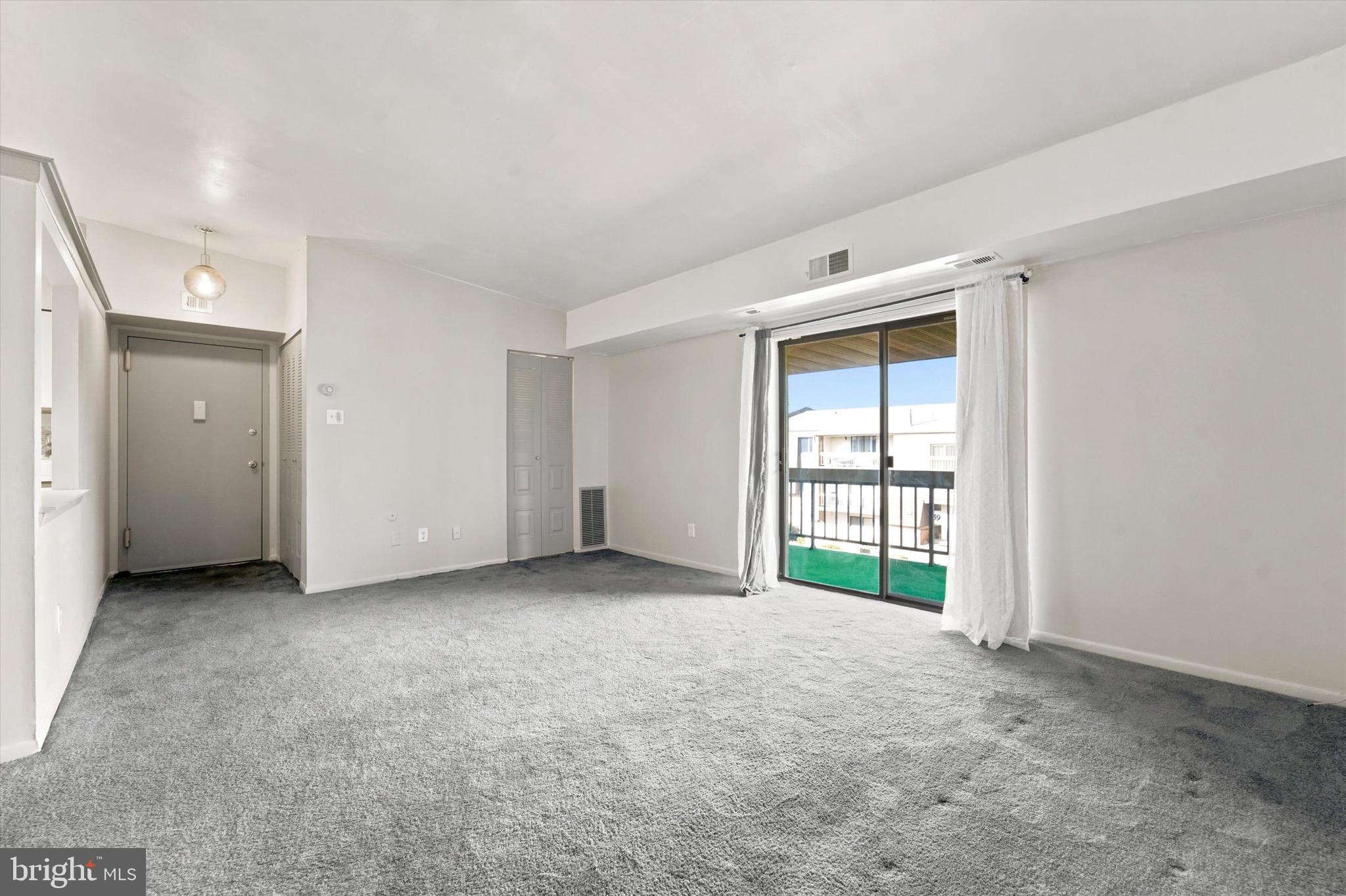 58201 Delaire Landing Road, Unit 201 Philadelphia, PA 19114 - Photo 6 of 25