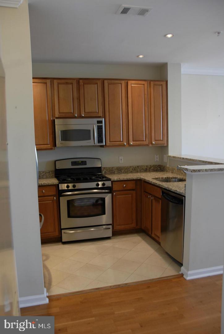 12000 Market Street Reston, VA 20190 - Photo 4 of 20