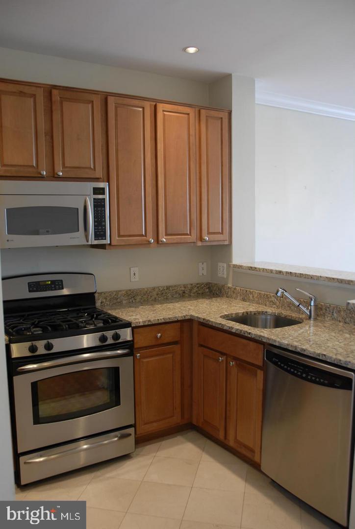 12000 Market Street Reston, VA 20190 - Photo 5 of 20