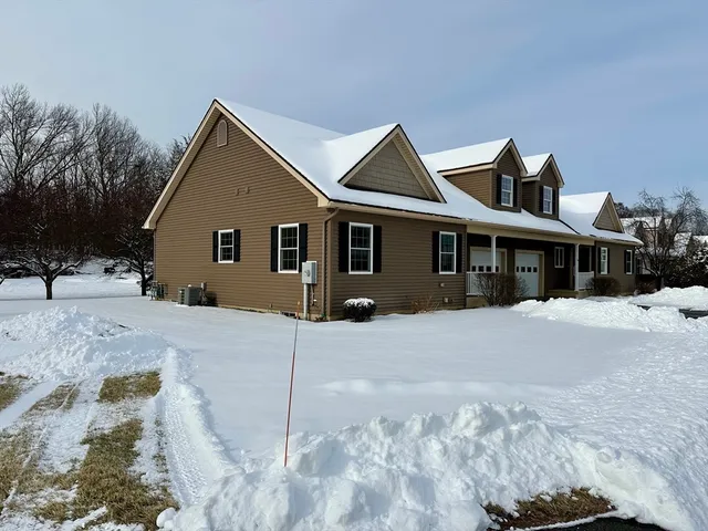 $421,000 | 115 Elm Street, Unit 7B, Hatfield, MA 01038