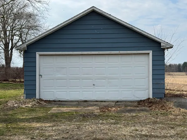 $210,000 | 13512 South 42nd Street, Vicksburg, MI 49097