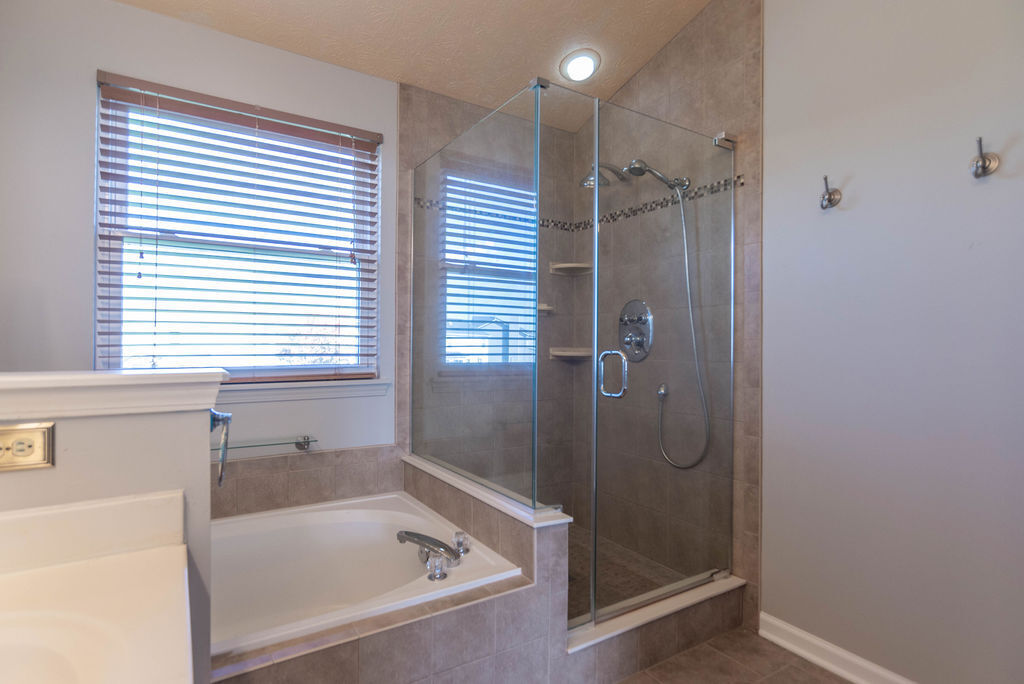 5036 West Bay Road Plainfield, IN 46168 - Photo 18 of 38 Gallery Image 18