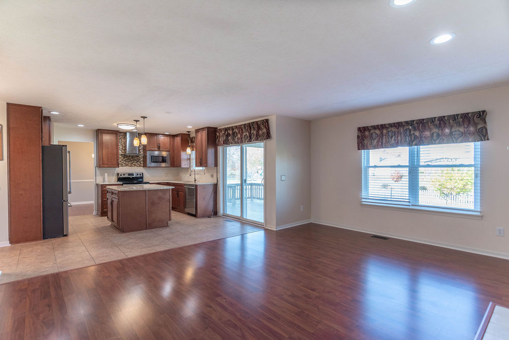 5036 West Bay Road Plainfield, IN 46168 - Photo 4 of 38 Gallery Image 4