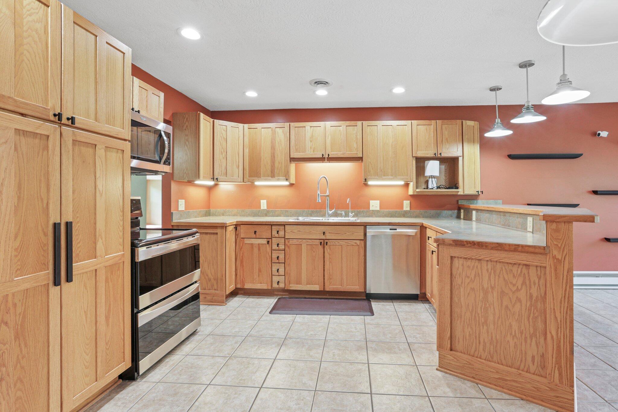 8370 Stickle Road St. Louisville, OH 43071 - Photo 27 of 51 large-4dc5038f-6c8d-4c3c-a6b9-623d299a05
