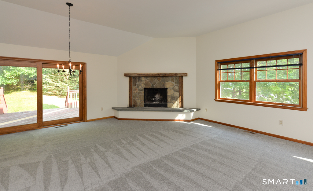 53 Holbrook Road Seymour, CT 06483 - Photo 9 of 23