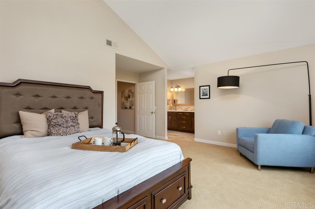 2055 Wandering Road Encinitas, CA 92024 - Photo 17 of 25