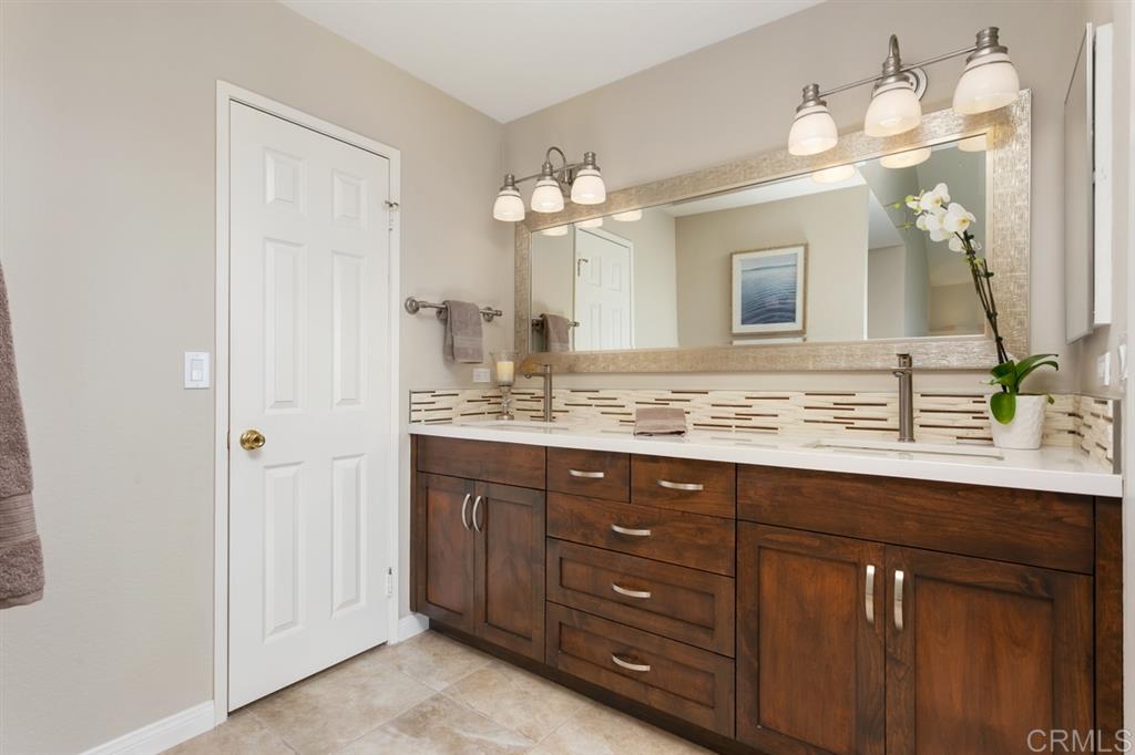 2055 Wandering Road Encinitas, CA 92024 - Photo 19 of 25