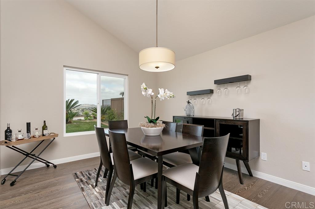 2055 Wandering Road Encinitas, CA 92024 - Photo 7 of 25