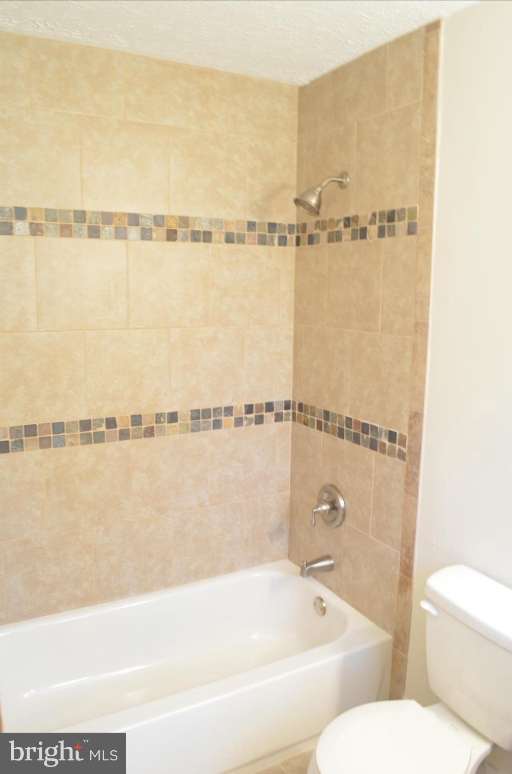 12452 Hisperia Road Lusby, MD 20657 - Photo 8 of 17 Bath