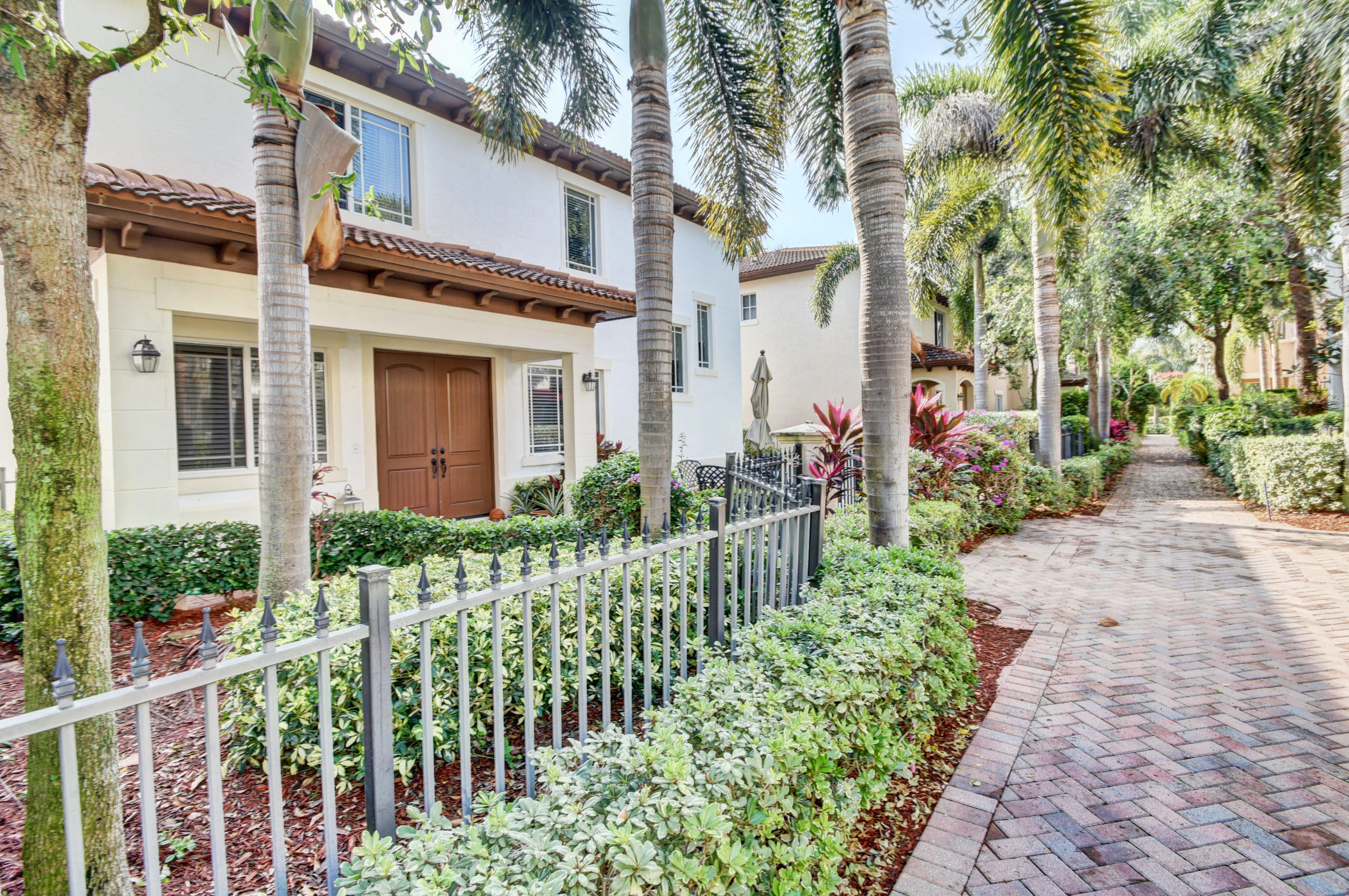 587 Northwest Crane Terrace Boca Raton, FL 33432 - Photo 6 of 45 DSC_4508_09_10_11_12