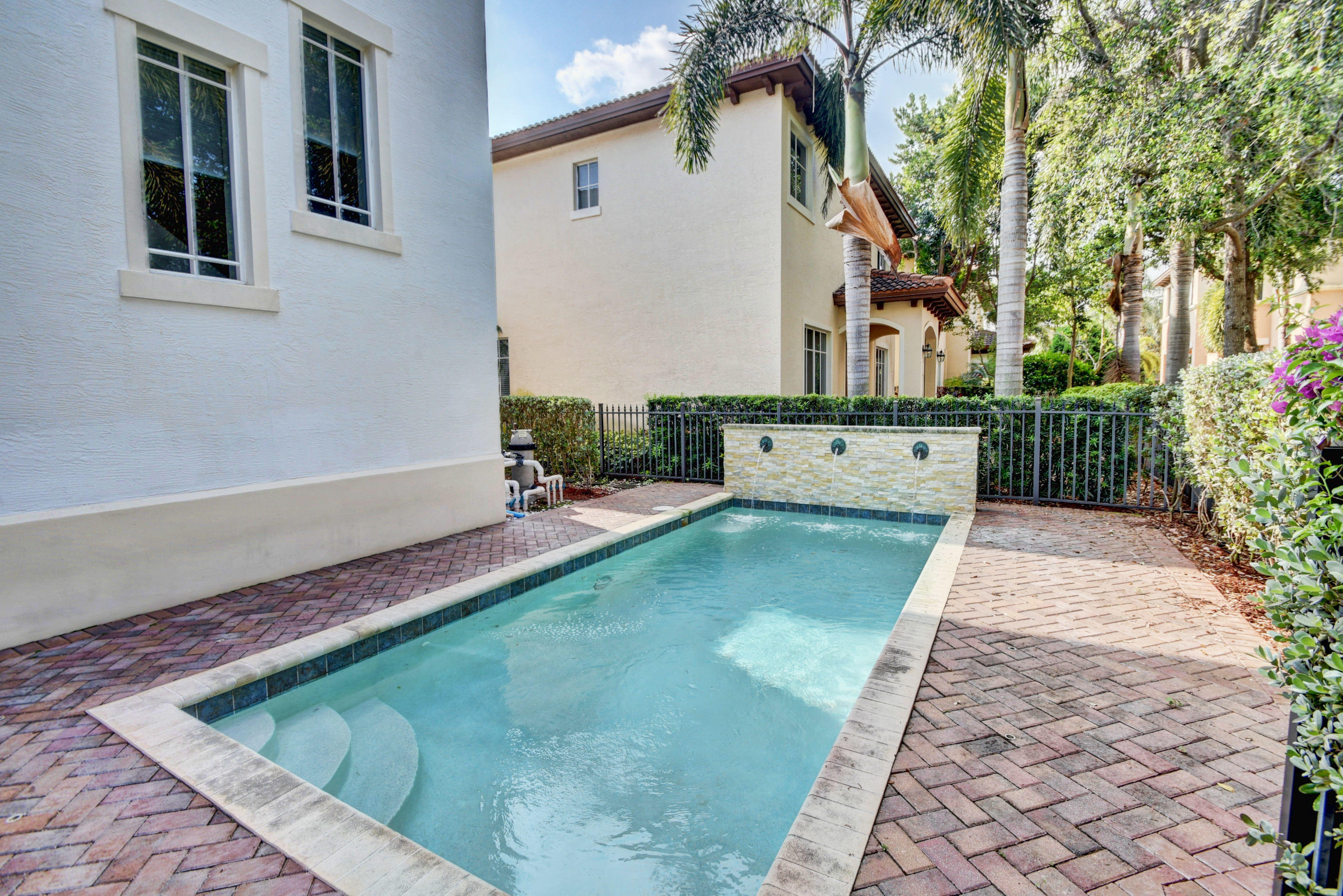 587 Northwest Crane Terrace Boca Raton, FL 33432 - Photo 9 of 45 DSC_4528_29_30_31_32