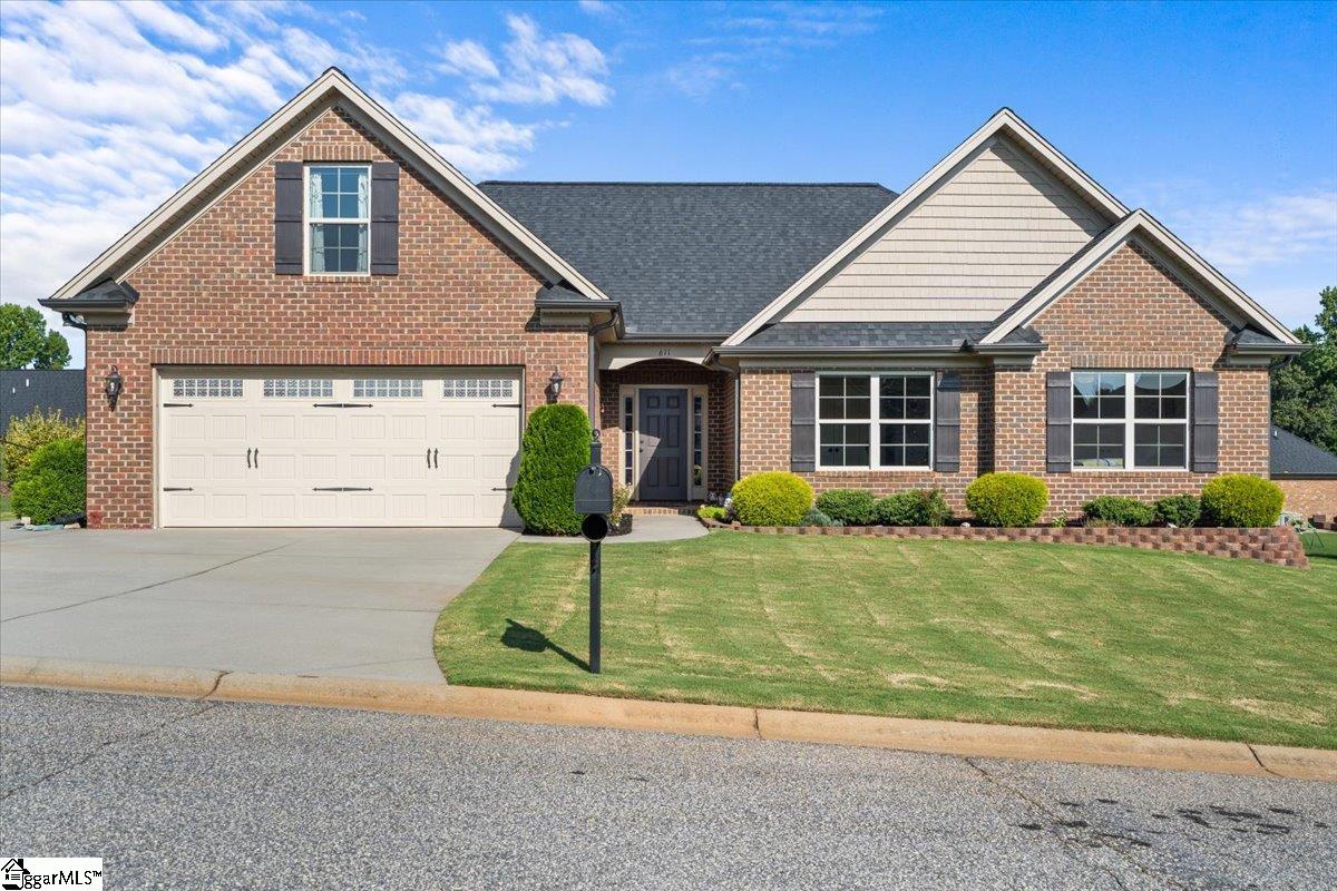 611 East Dateria Way Inman, SC 29349 - Photo 1 of 31 Gallery Image 1