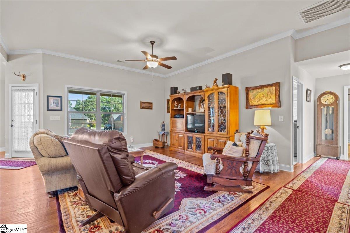 611 East Dateria Way Inman, SC 29349 - Photo 11 of 31 Gallery Image 11