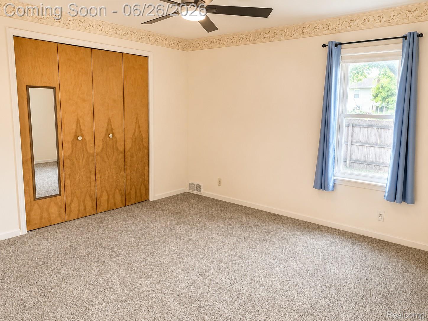 8056 Central Street Center Line, MI 48015 - Photo 9 of 25 205.jpeg